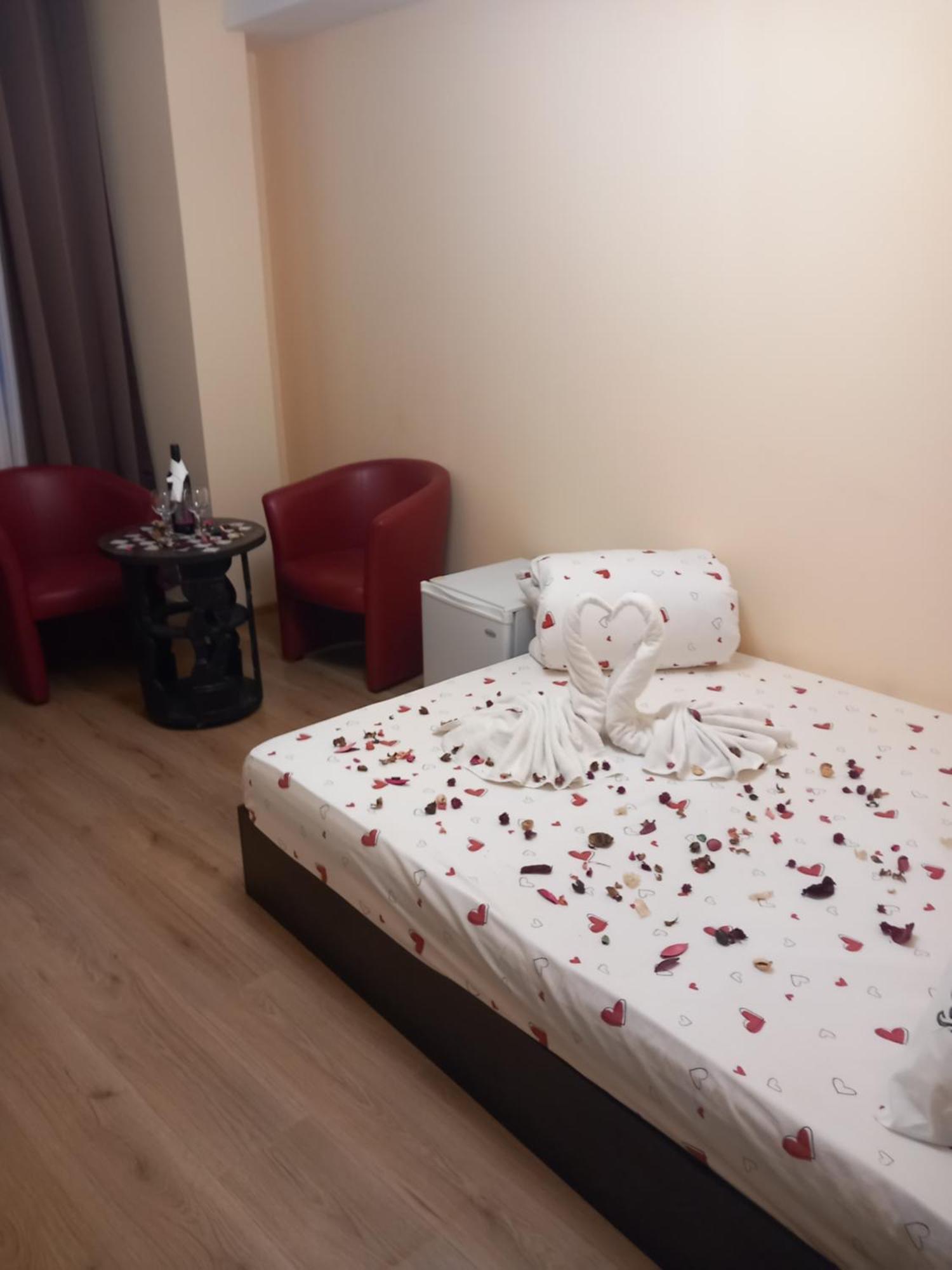 Стаи За Гости - Цветето На Ангела Bankya Esterno foto